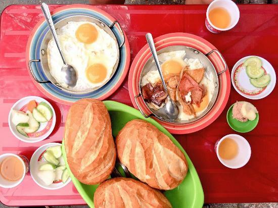 Banh Mi Hoa Ma