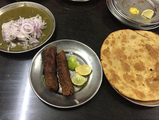 Farid Seekh Kebab Centre