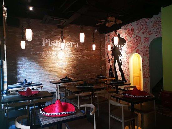 Pistolera Mexican Cantina