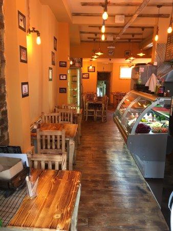 Chef cafe bistro & restaurant