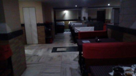 Diplomat Bar & Restaurant