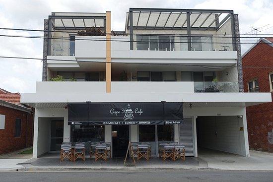 Crepe House Cafe