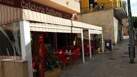 Cafeteria California