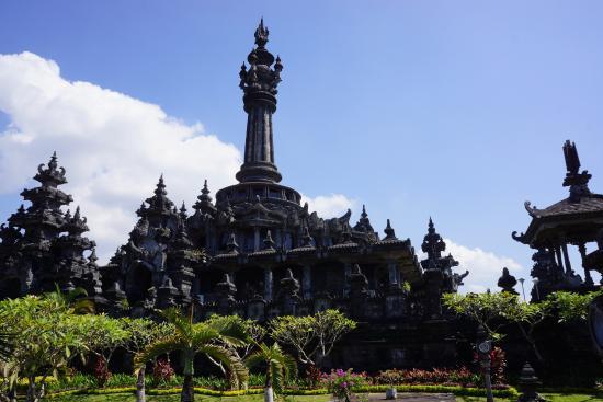 Monument Bajra Sandhi