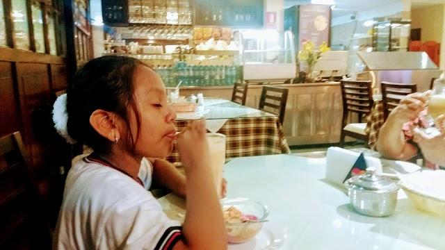 Panaderia Pasteleria La Boutique De El Pan Y De Las Pastas