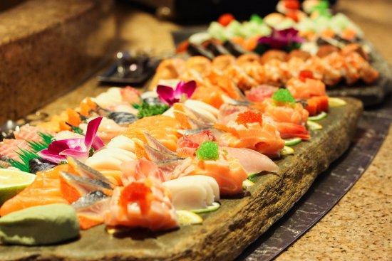 Sheraton Xiamen Hotel Waves Pan Asian Restaurant