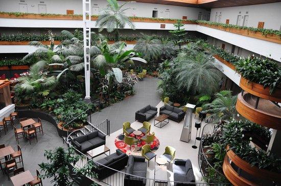 Garden Atrium Restaurant