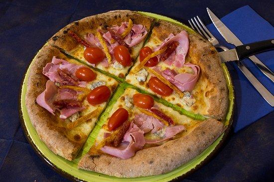 Pizzeria "Zero Zero"