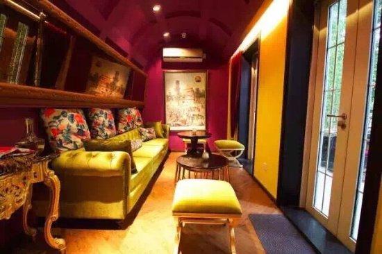 Taste Buds Cocktail Palace