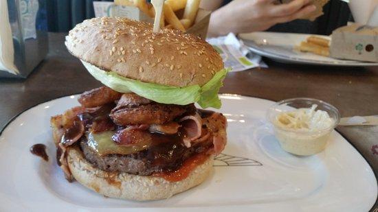 BurgerFuel Spitfire Square