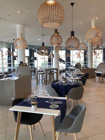 Restaurant NH Hotel Toulouse Airport