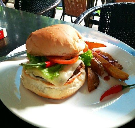 Joe Bar Garage & Grill