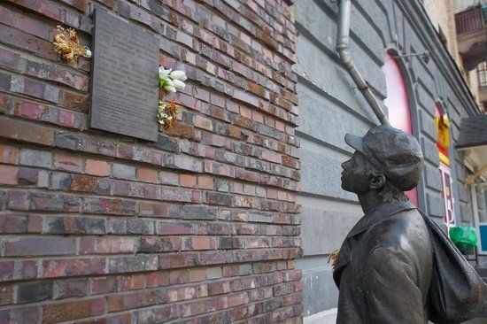 Anatoliy Kuznetsov Monument