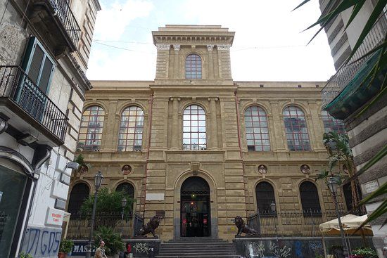 Gallerie de l'Accademie des Beaux-arts de Naples