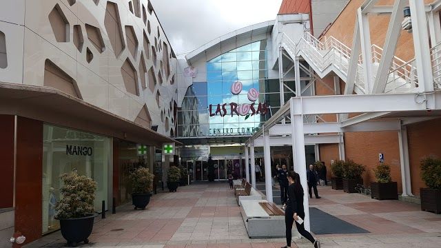 Centro Comercial Las Rosas