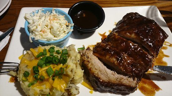 T.G.I.Friday's Hsi-Men Restaurant