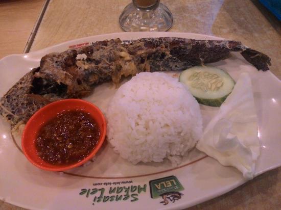Pecel Lele Lela