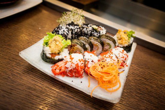 Besuto Sushi Bar