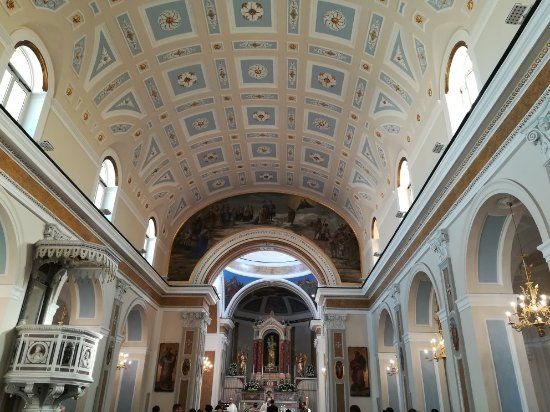 basilique Santa Maria della Neve