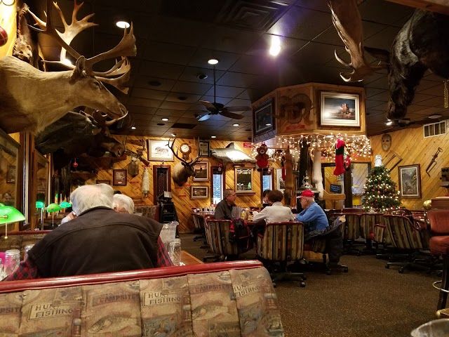 Louie's Steak & Seafood