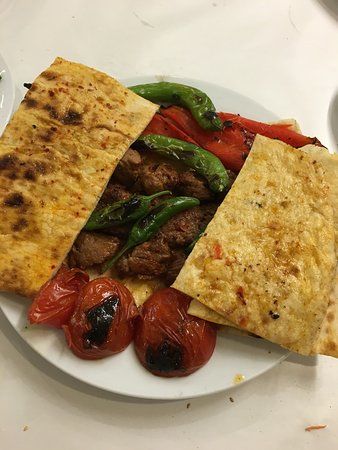 Öz Asmaaltı Kebap Salonu