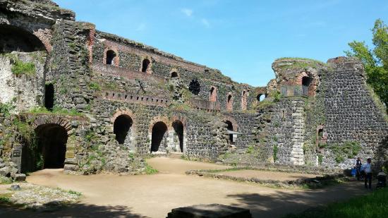 Ruiny Kaiserpfalz Kaiserswerth