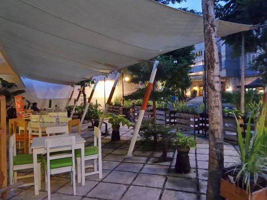 SeRae Coffee & Kitchen